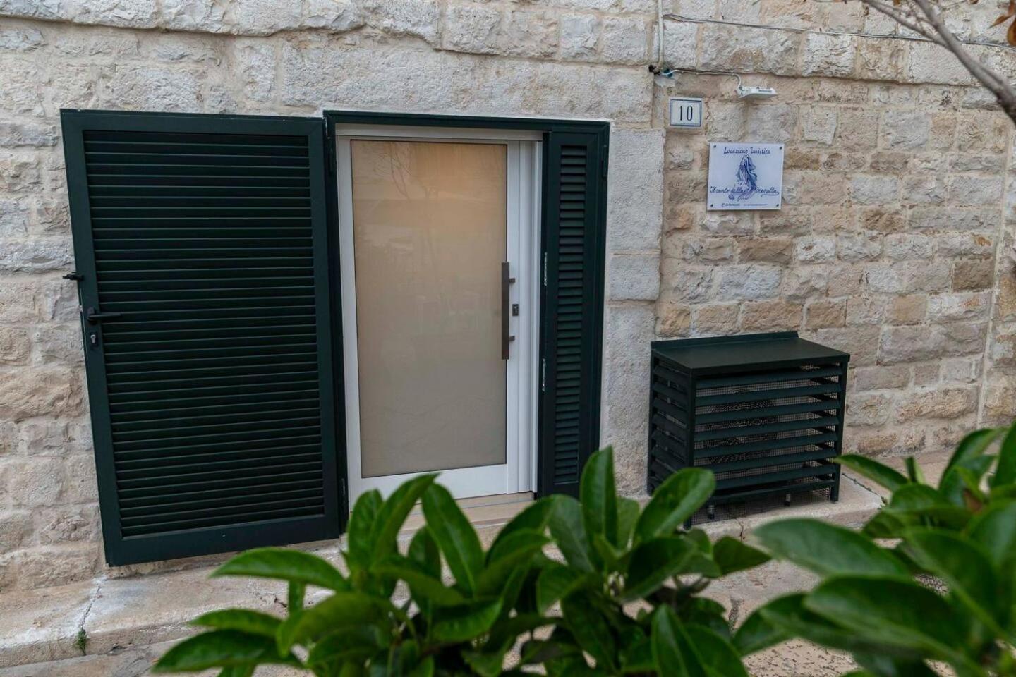 Il Canto Della Sirenetta Trani Eksteriør bilde